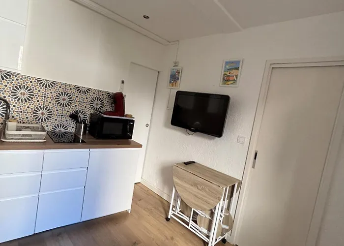 2 Pièces Sur Le Port Avec Parking Gratuit Et Wifi Appartement *